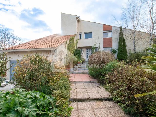 Maison 5 pièces 171 m²