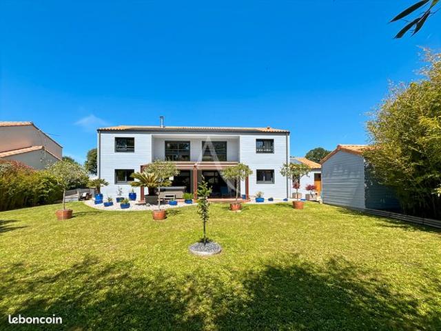 Maison 5 pièces 171 m²