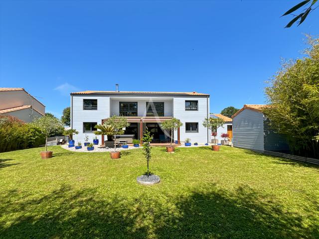 Maison 5 pièces 171 m²