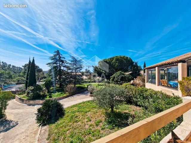Maison 5 pièces 171 m²