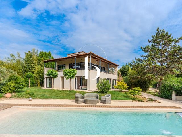 Maison 5 pièces 172 m²