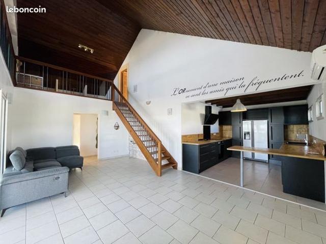 Maison 5 pièces 172 m²