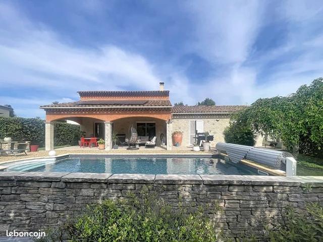Maison 5 pièces 172 m²