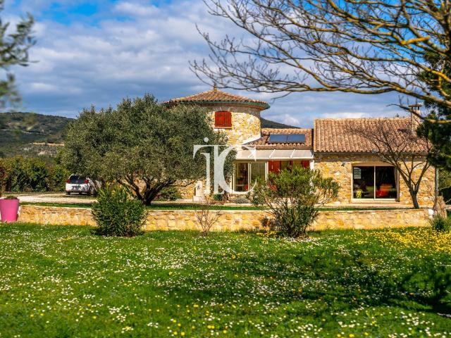 Maison 5 pièces 172 m²