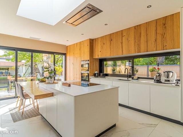 Maison 5 pièces 172 m²