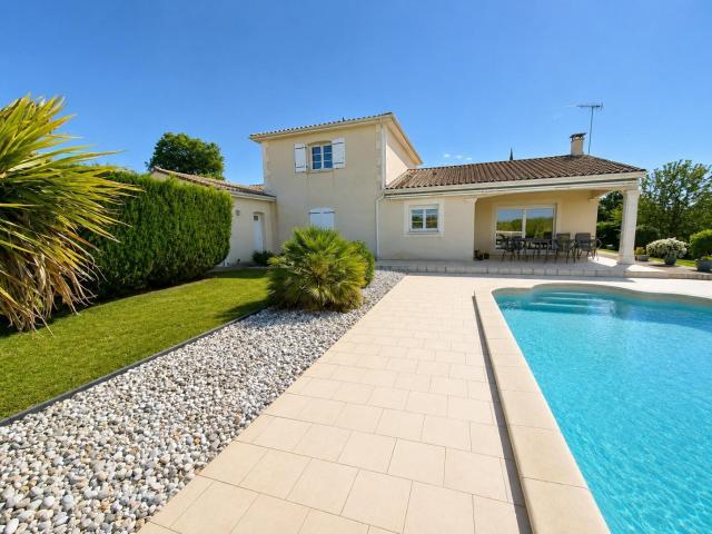 Maison 5 pièces 172 m²