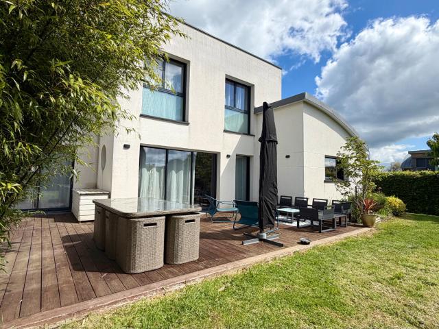 Maison 5 pièces 172 m²