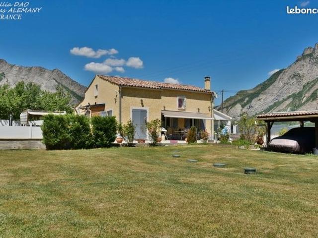 Maison 5 pièces 172 m²