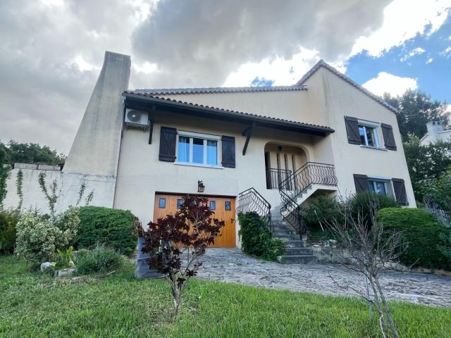 Maison 5 pièces 172 m²