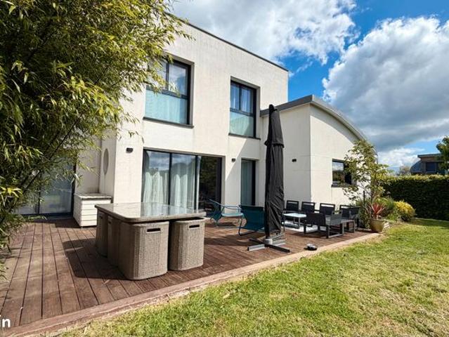 Maison 5 pièces 172 m²