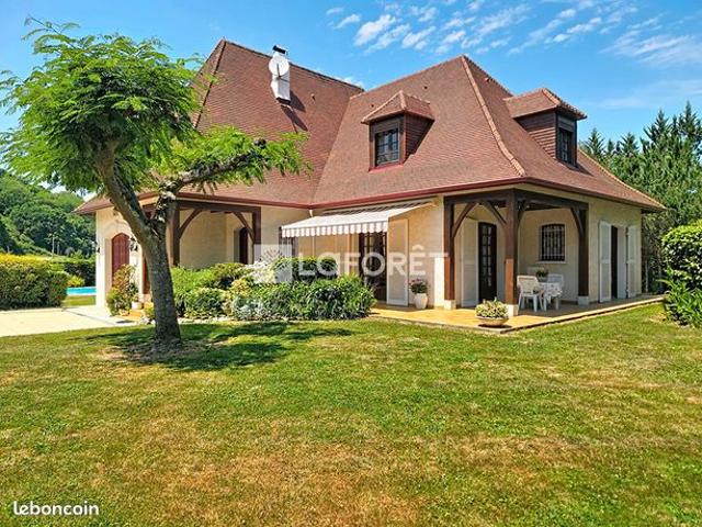 Maison 5 pièces 173 m²