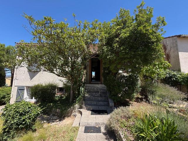 Maison 5 pièces, 173 m² à louer à Gardanne 13120