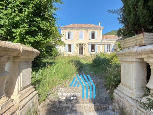 Maison 5 pièces 184 m²