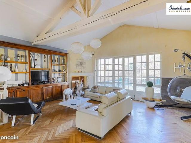 Maison 5 pièces 184 m²