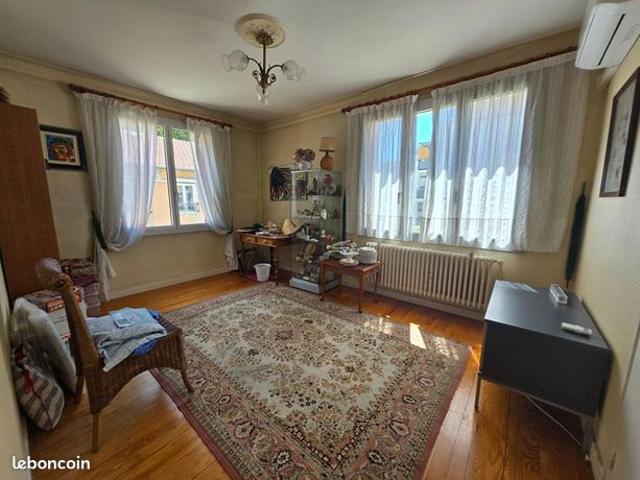 Maison 5 pièces 184 m²