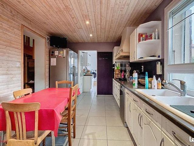 Maison 5 pièces 184 m²