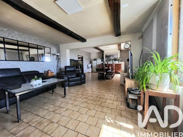 Maison 5 pièces 184 m²