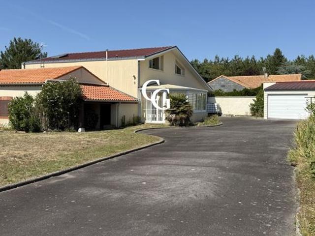 Maison 5 pièces 184 m²