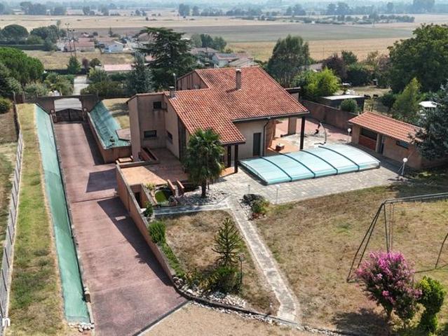 Maison 5 pièces 184 m²