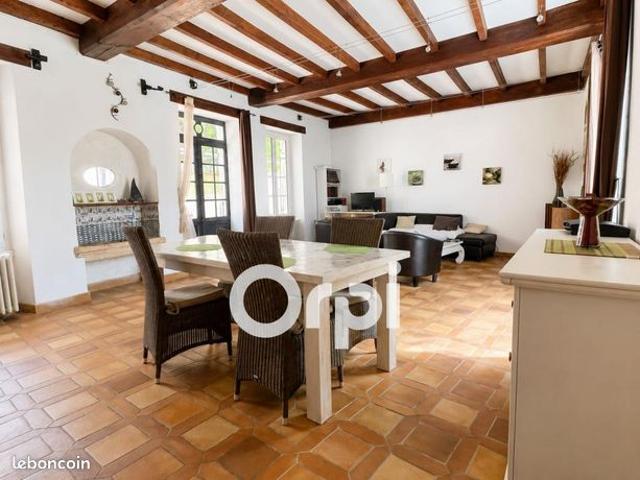 Maison 5 pièces 185 m²