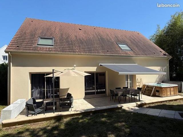Maison 5 pièces 185 m²