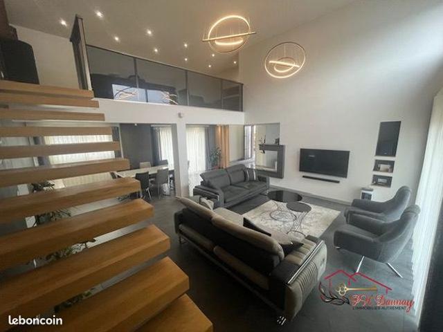 Maison 5 pièces 185 m²