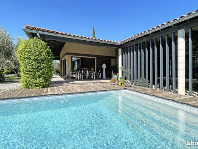 Maison 5 pièces 185 m²