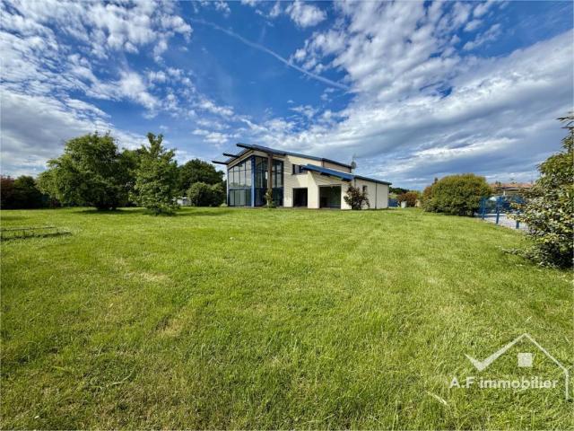 Maison 5 pièces 185 m²