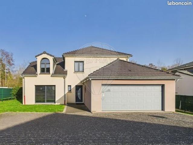 Maison 5 pièces 185 m²