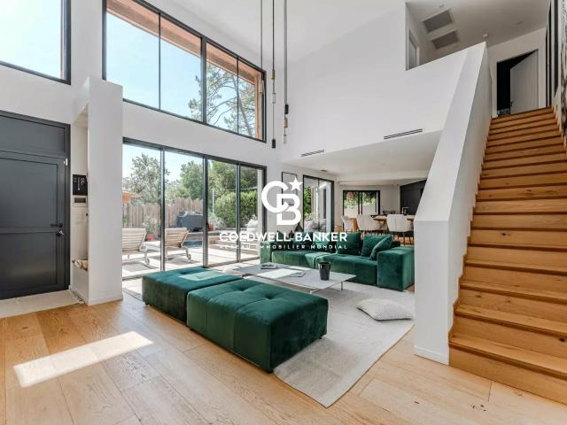 Maison 5 pièces 185 m²