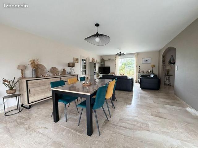 Maison 5 pièces 185 m²