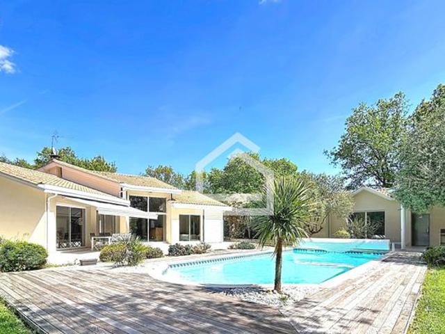 Maison 5 pièces 186 m²