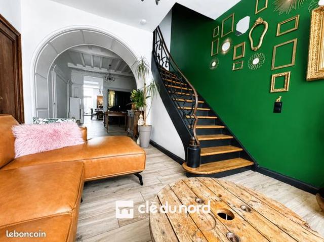 Maison 5 pièces 186 m²