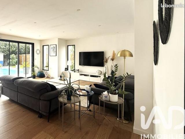 Maison 5 pièces 186 m²