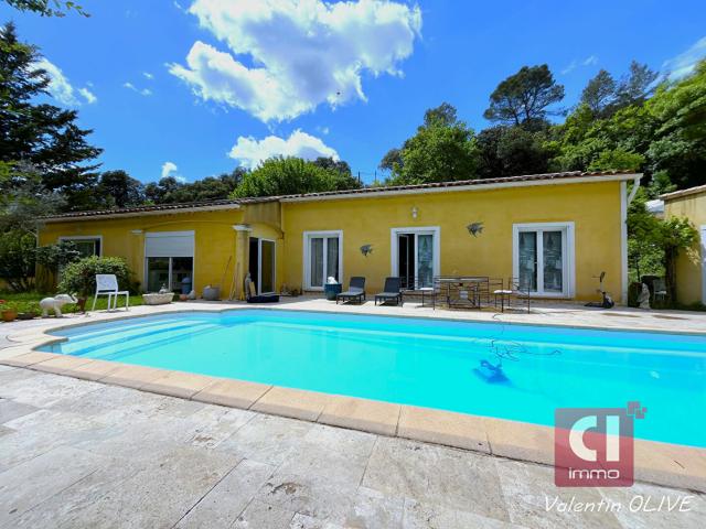 Maison 5 pièces 186 m²
