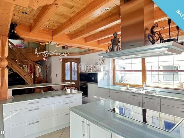 Maison 5 pièces 186 m²