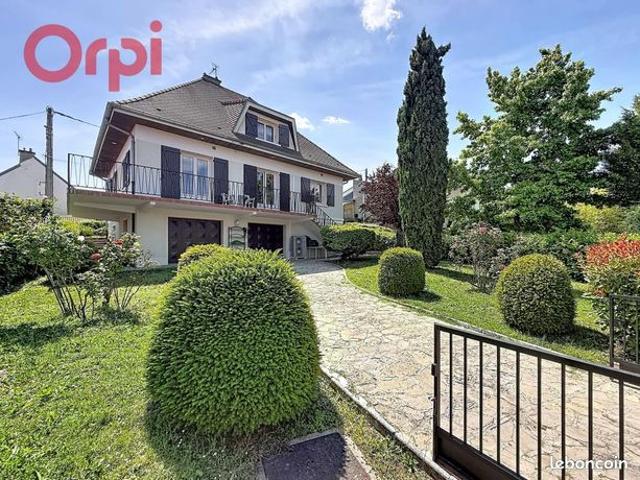 Maison 5 pièces 186 m²