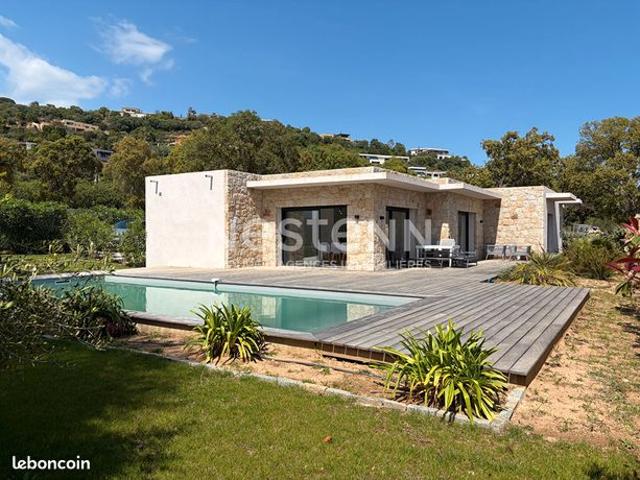 Maison 5 pièces 186 m²