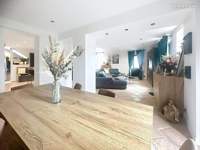 Maison 5 pièces 187 m²