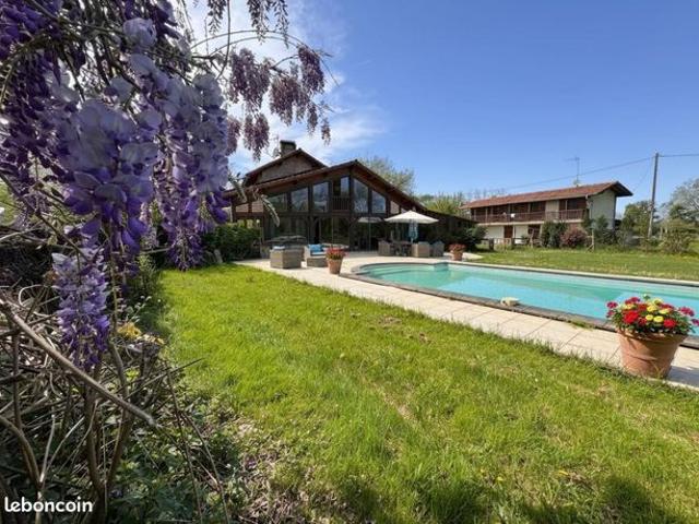 Maison 5 pièces 187 m²