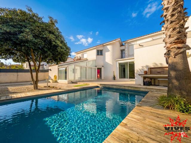 Maison 5 pièces 187 m²