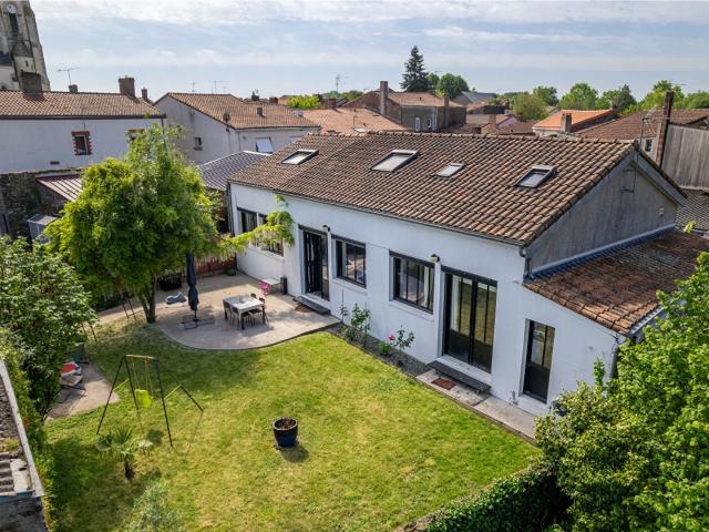 Maison 5 pièces 187 m²