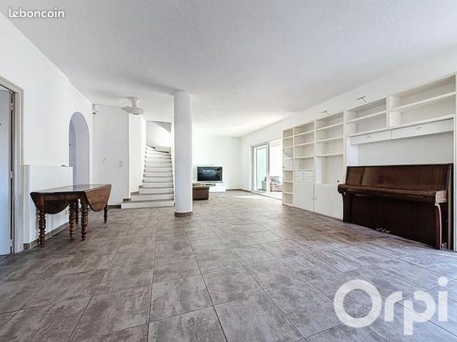 Maison 5 pièces 187 m²