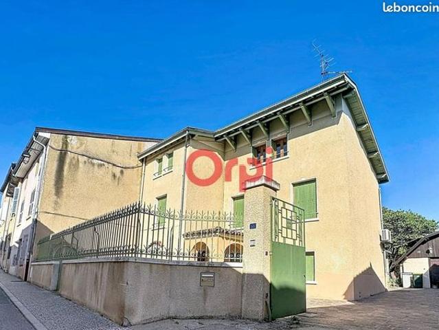 Maison 5 pièces 187 m²