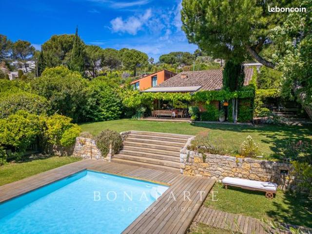 Maison 5 pièces 188 m²