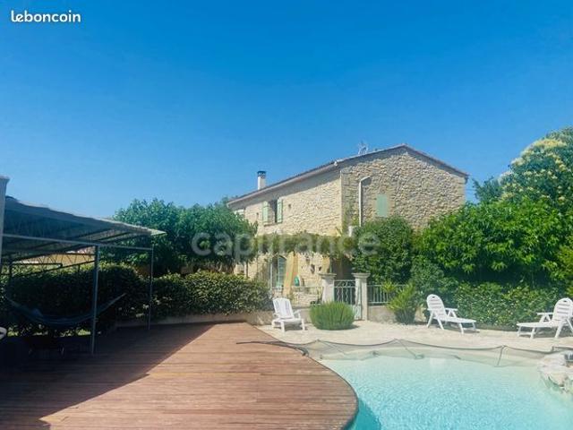 Maison 5 pièces 188 m²