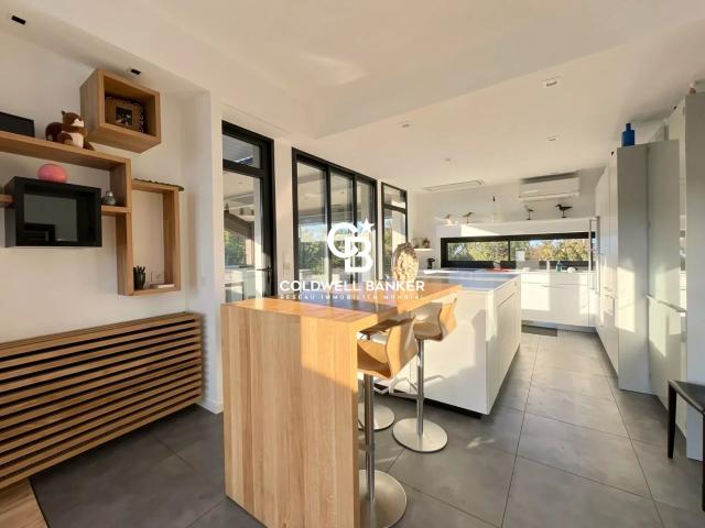 Maison 5 pièces 188 m²