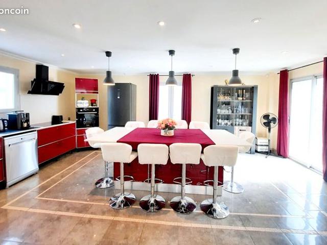 Maison 5 pièces 188 m²