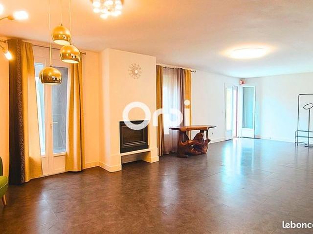 Maison 5 pièces 189 m²