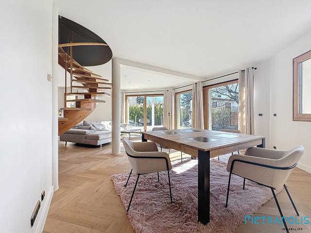 Maison 5 pièces 189 m²